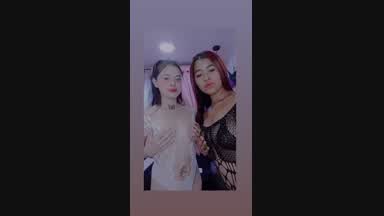 LESBI HOT