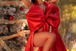 Your Christmas gift is already next to the tree 🎀