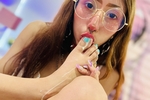 Laila and her nice feet