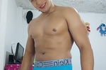 follow me I'm hot