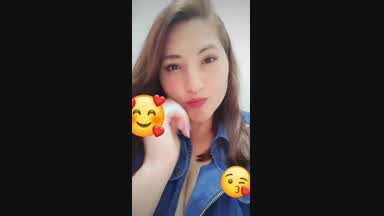 kisses