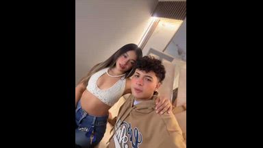 🤩