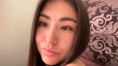 The sweetest one here, isn't it?😍