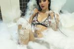 sexy in Jacuzzi