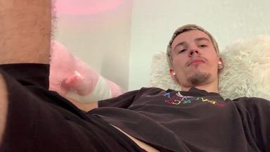 Shooting fountain of cum on your tongue - Jeremy