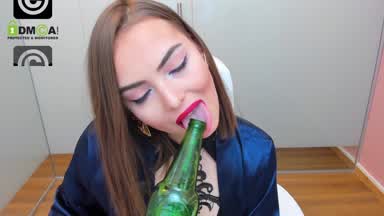Oil on ass/Masturbation