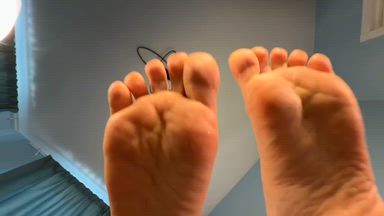 Feet in the air ☺️