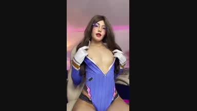 DVA SEXY TITS