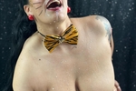 😻 Kitty show titties 😻