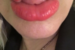 lips red