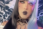 👹