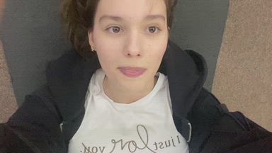 ><