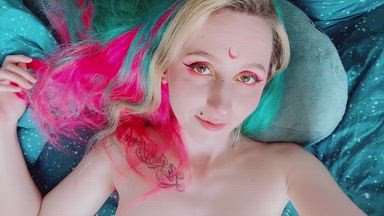 Nude Clementine — Handheld Body Tease