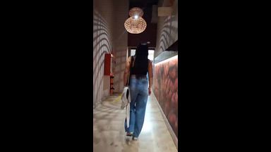 obedient buttocks