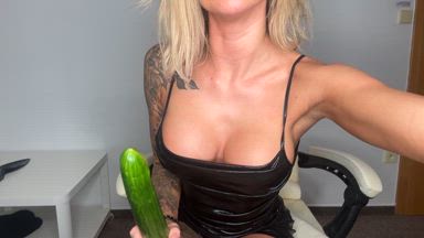 lia — Getting fucked by a cucumber