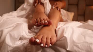 My feet twisting with pleasure 😏