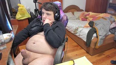 Max cums