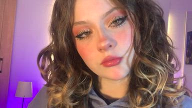 Hello, I'll wait for you on my live shows <3