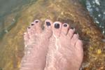 wet feet💦