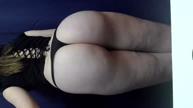 Shaking Ass