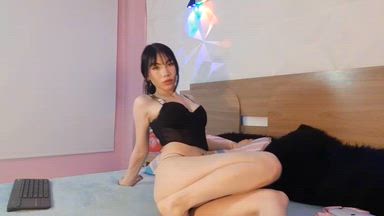 Kiss my whole body