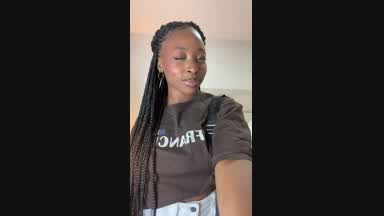 I'm always pretty, my love! Haha, a little bit of