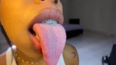 SUPER SLOPPY TONGUEEE👅💦