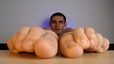 davidcarroll — ☀️Foot fetish - toes front view close-up macro vid