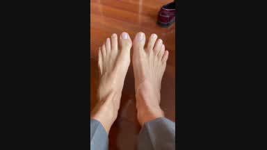FEET TIME