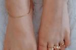 feet w rings