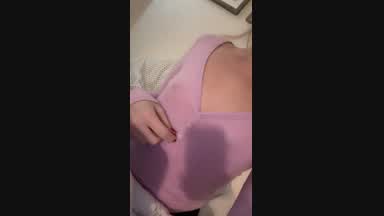 Titty reveal
