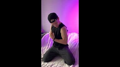 Cum in cap & lick my load🤤