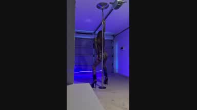 SIREN DANCE