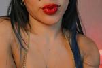 I think it is a hot outfit.. do you like it?