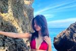 chenee — red bikini