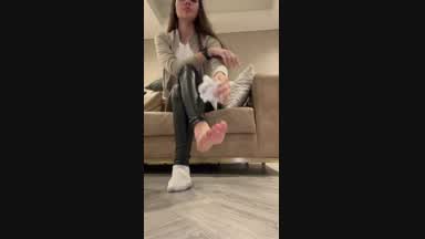 Foot on floor and ignore you