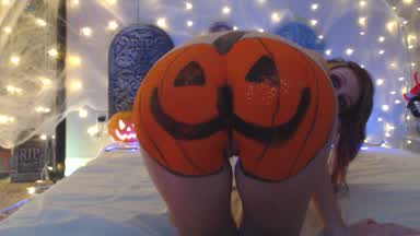 Pumpkin Butt Twerk