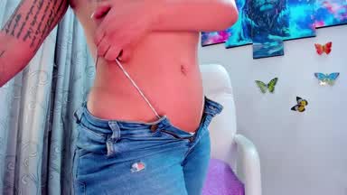 my sexy ass in jeans