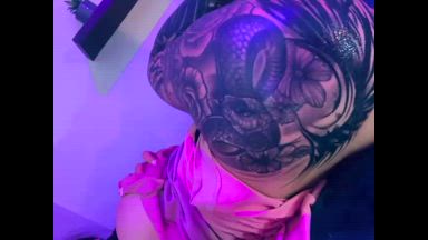 Did you see my new ink? 🔥