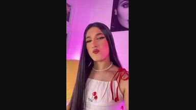 𝐍𝐚𝐨𝐦𝐢 𝐂𝐨𝐥𝐥𝐢𝐧𝐬 live Chaturbate webcam gallery thumbnail