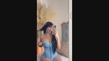 Being sexy in blue 🩵
