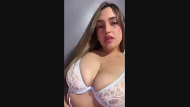 Does the white look good on me? If you like it, le