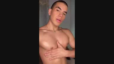 Look at me... and let yourself go