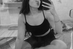 sporty and sexy look)