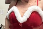 Vivian Santa’s helper