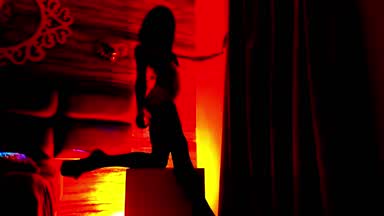 WHATCH ME DO IT... SEXY LIGHT SHOW TEASING.
