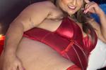 Ivonnee Sexy In Red