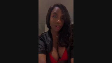 Bounce Boobs