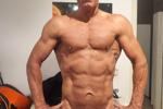 Muscle Sexy Dom Naked