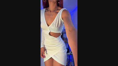 I can be elegant and very naughty at the same timz